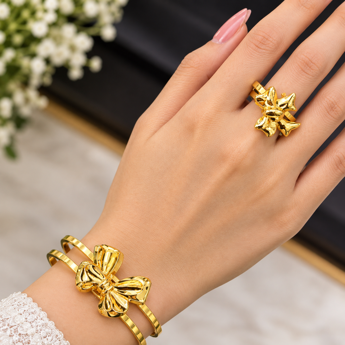 A trendy 3D 'bow' design bracelet and ring set to add a cute and gorgeous look to your outfit.