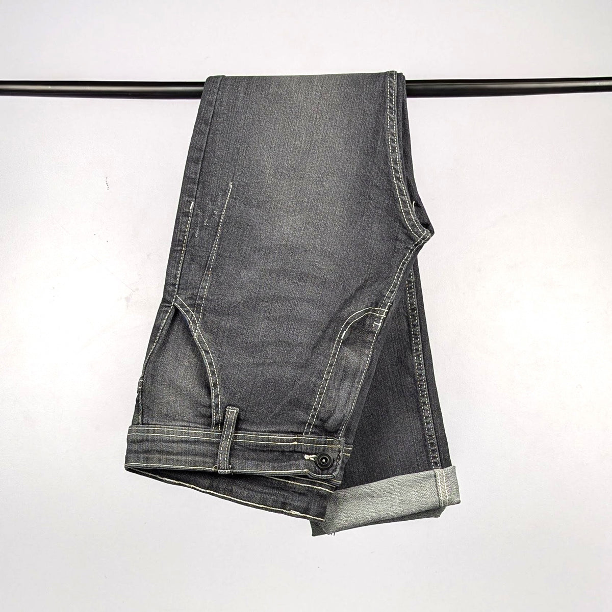 American Eagle faded-black wash Jeans For Man