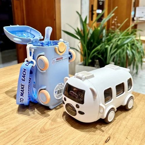 Cute Bear Bus Shape Water Bottle for Kids – 500ml Leak-Proof Plastic Drinking Cup with Straw & Shoulder Strap for School & Travel