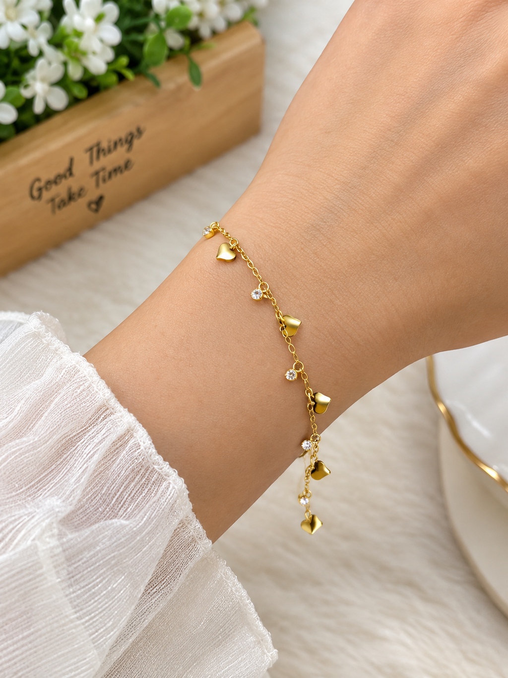 Anti-tarnish Golden Heart and Crystal Bracelet