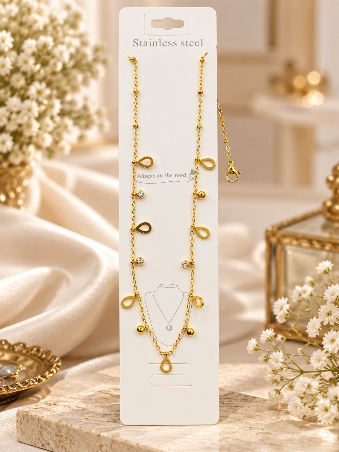 A stainless steel gold-tone chain necklace to add an elegant vibe to your everyday look or casual outfit!